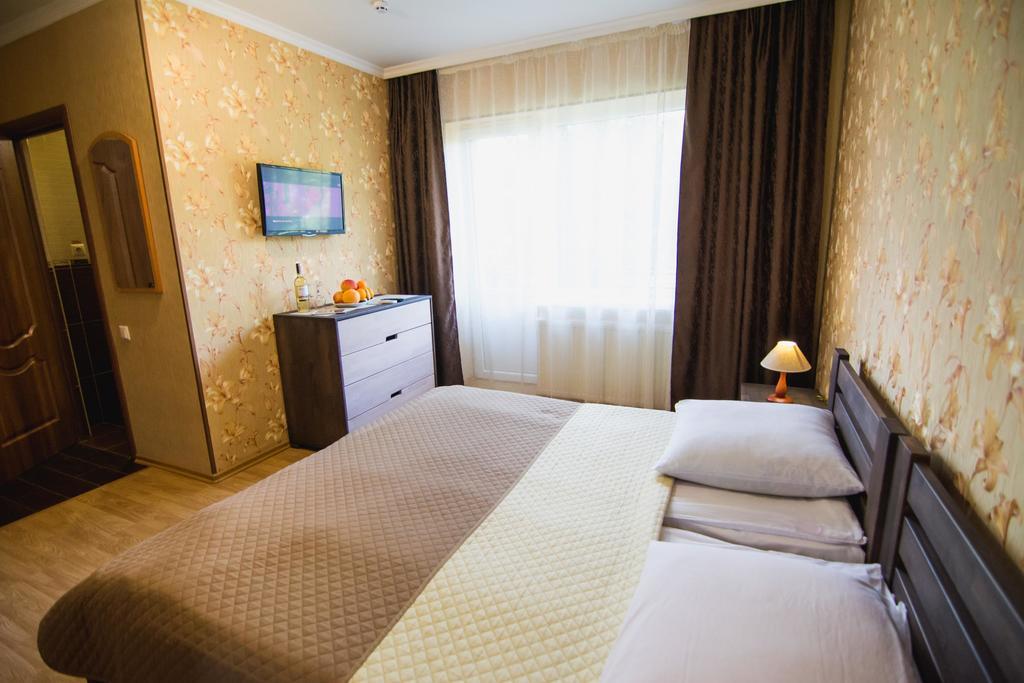 Lileya Hotel Polyana  Eksteriør billede