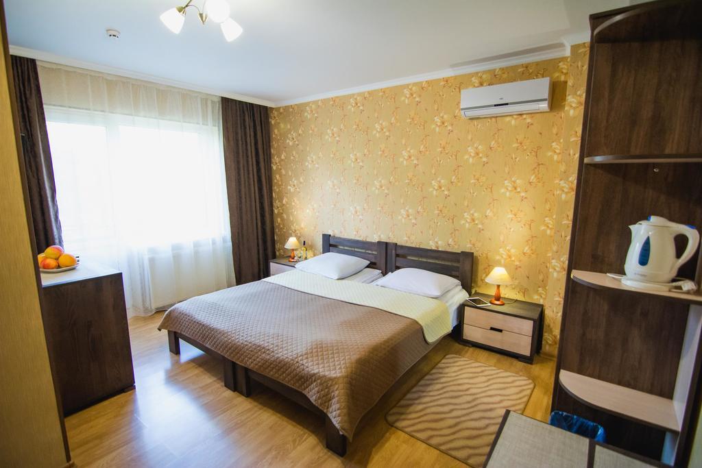 Lileya Hotel Polyana  Eksteriør billede